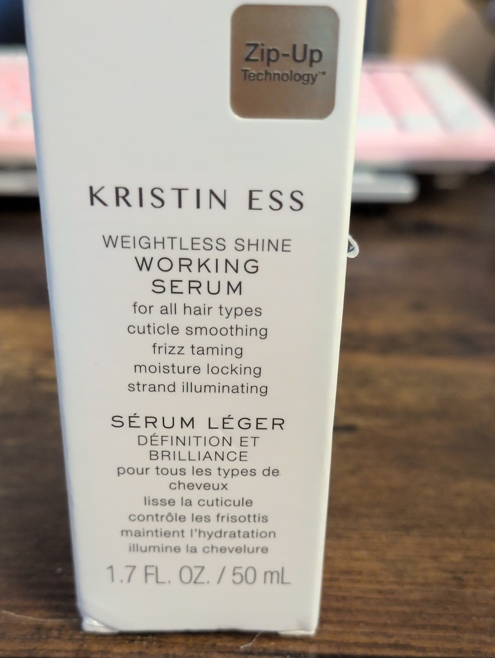 KRISTEN ESS Weightless Shine Working Serum - Frizz Framing